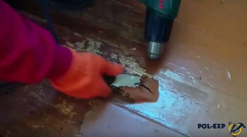 Удалить старую краску с деревянной поверхности в домашних условиях