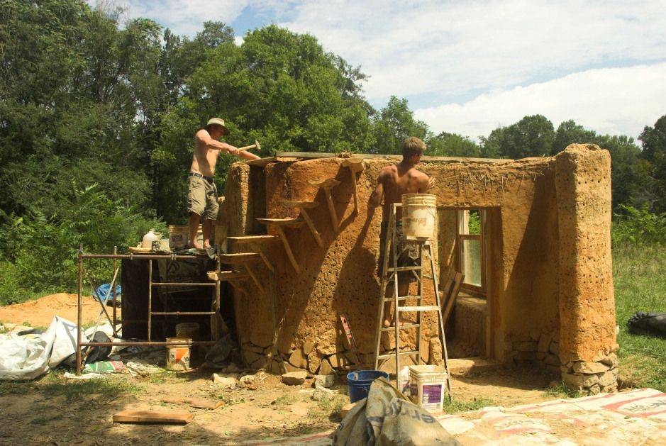 Глинобитные дома технология строительства. дома из глины и соломы