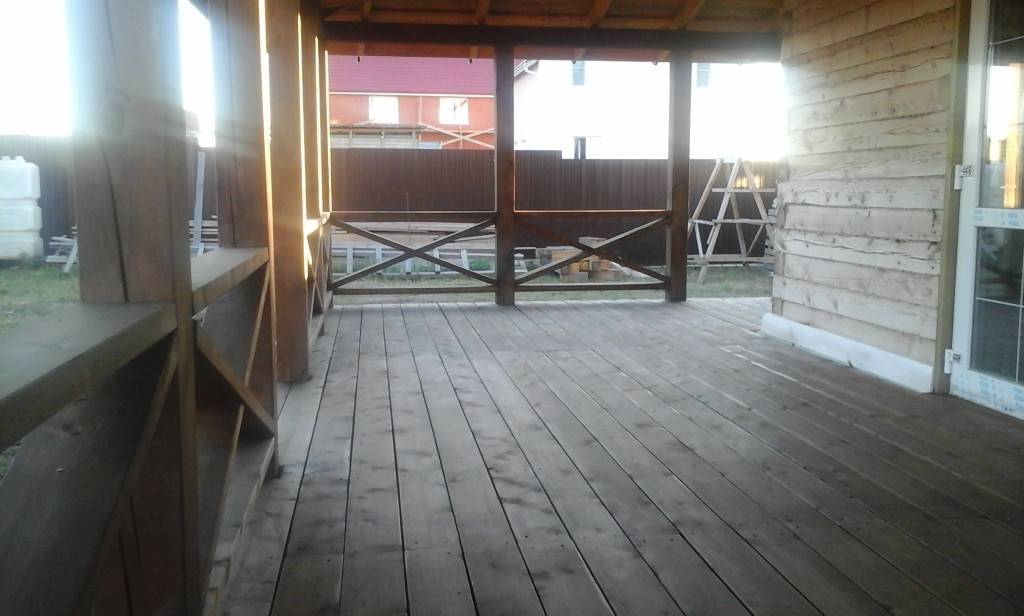 Строительство террасы: обзор 4-х вариантов монтажа террасного настила