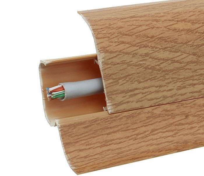Электротехнический плинтус с кабель-каналом: типы, установка, прокладка кабелей