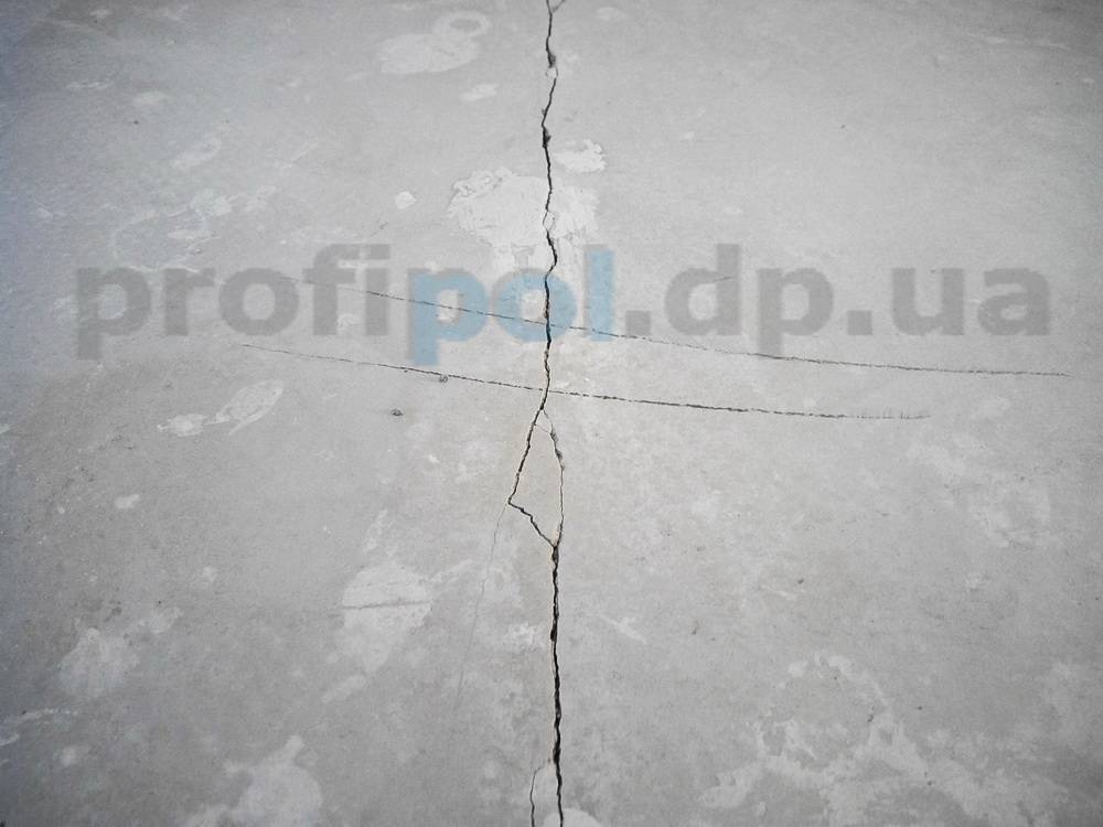 Трещины в стяжке пола