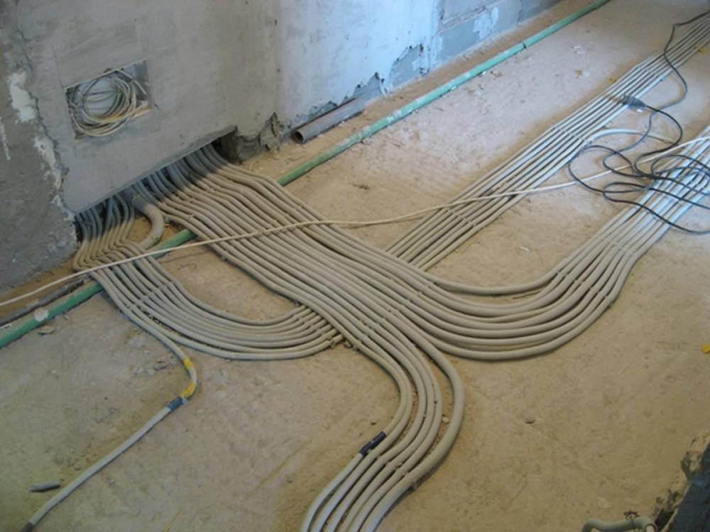 Проводка под стяжкой - тонкости монтажа электропроводки в полу