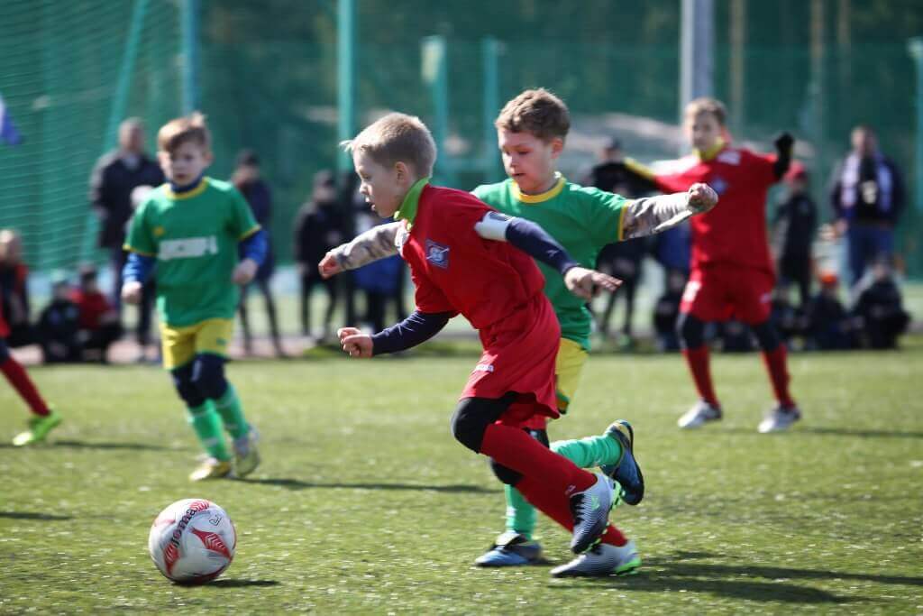 Какое основание и наливное покрытие выбрать для мини-футбольного поля