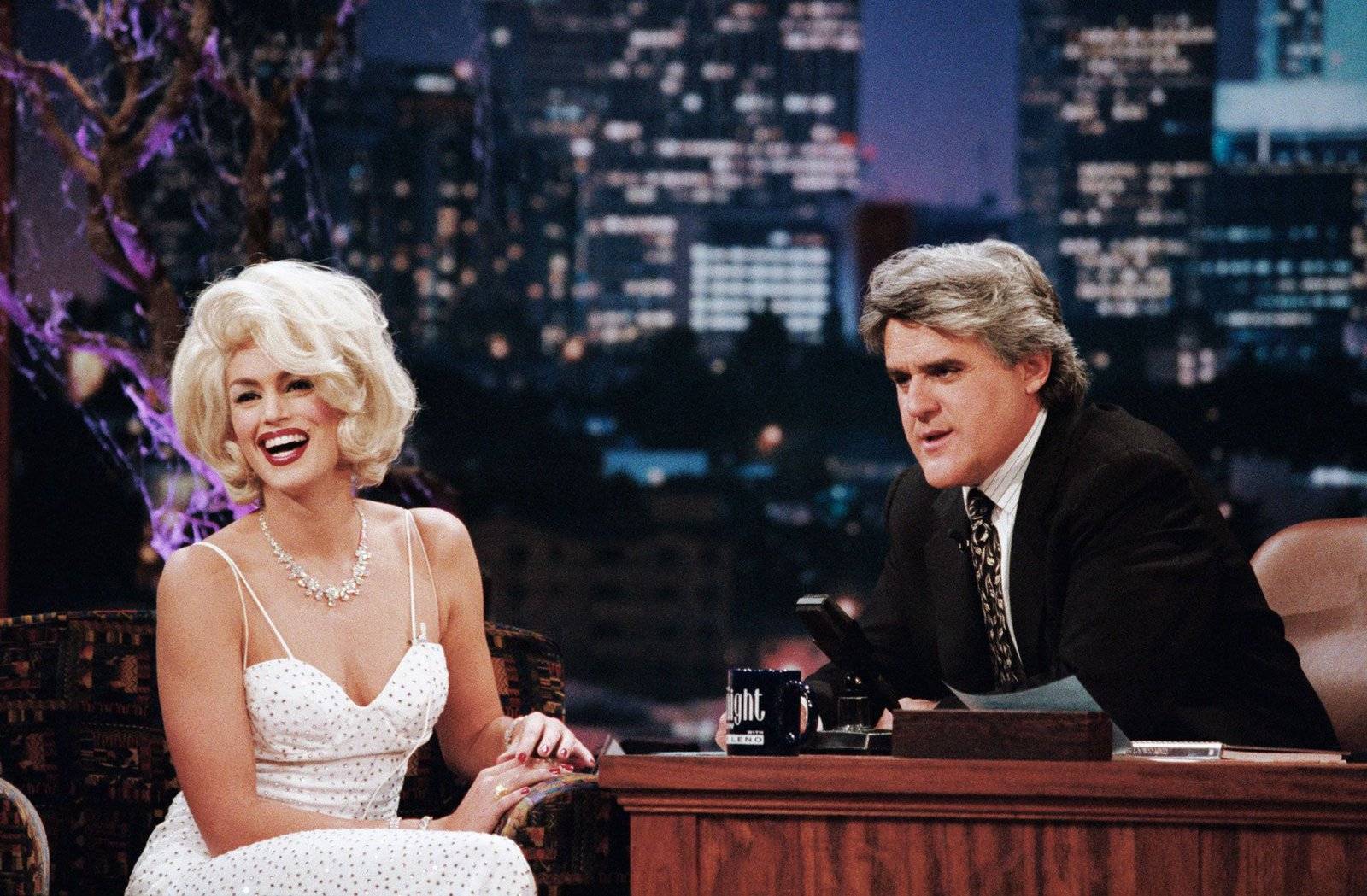 Прогуляемся по дому и квартире, в которых жила Мэрилин Монро