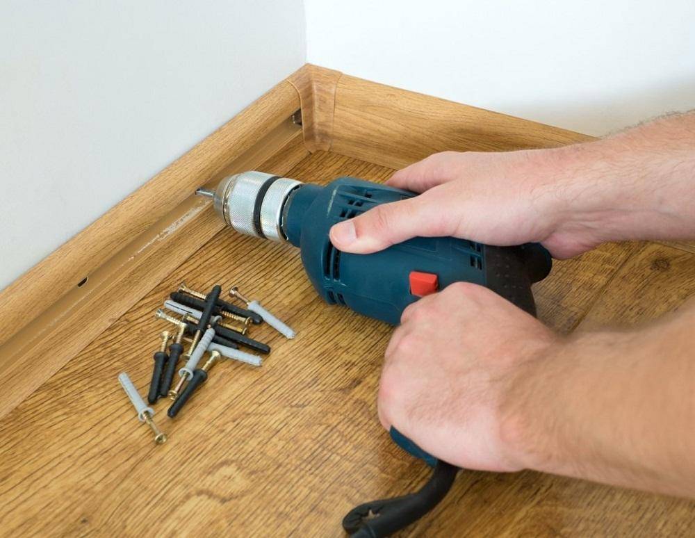 Как максимально точно рассчитать плинтус перед покупкой?