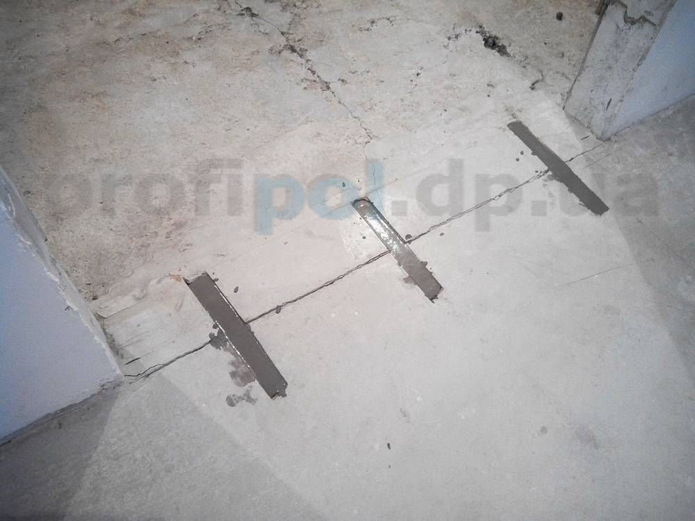 Трещины в стяжке пола