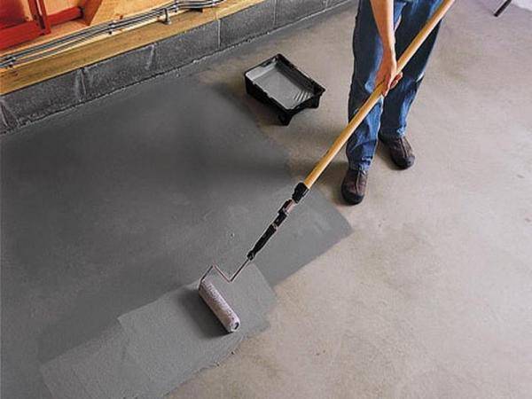 Краска для бетонного пола: разновидности и свойства, правила выбора и технология окрашивания