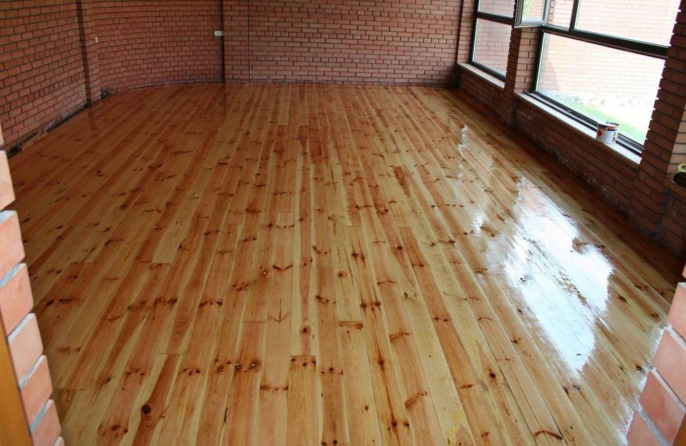 Какие полы лучше сделать в квартире