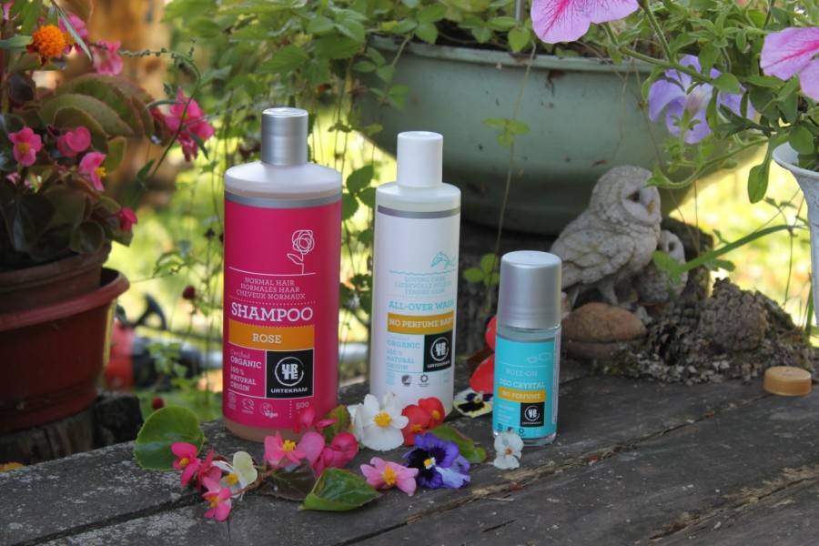 5 недетских способов применения детского шампуня