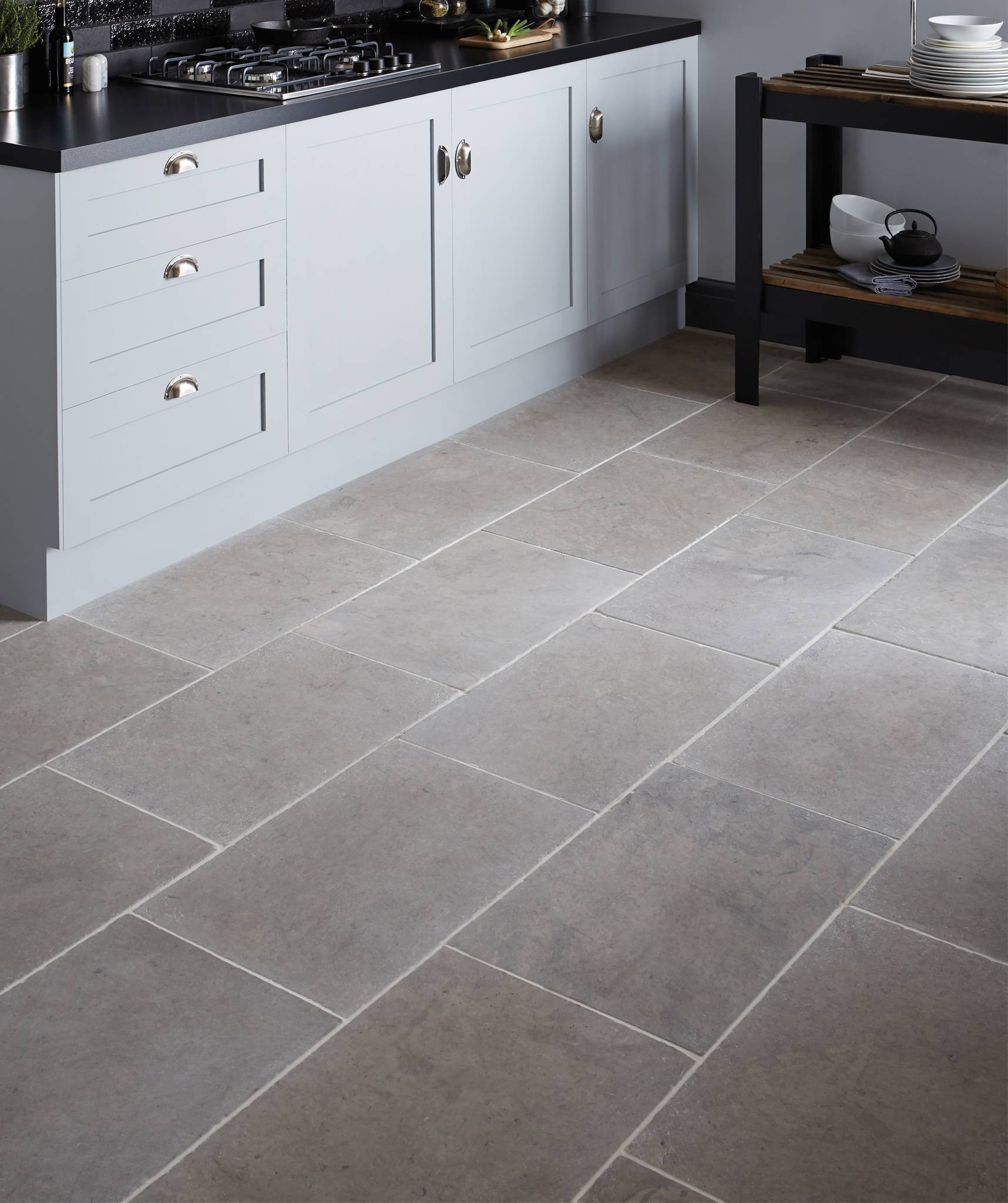 Какая плитка лучше для кухни – практические советы