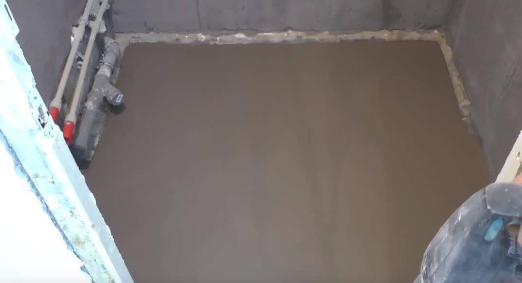 Наливной пол для ванной комнаты