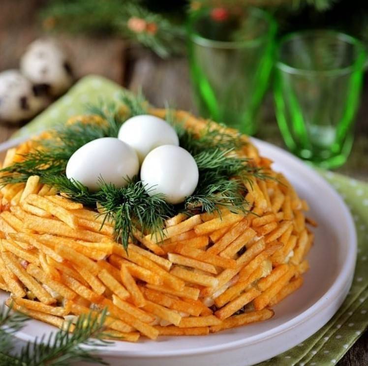 5 простых салатов, которые украсят ваш рождественский стол
