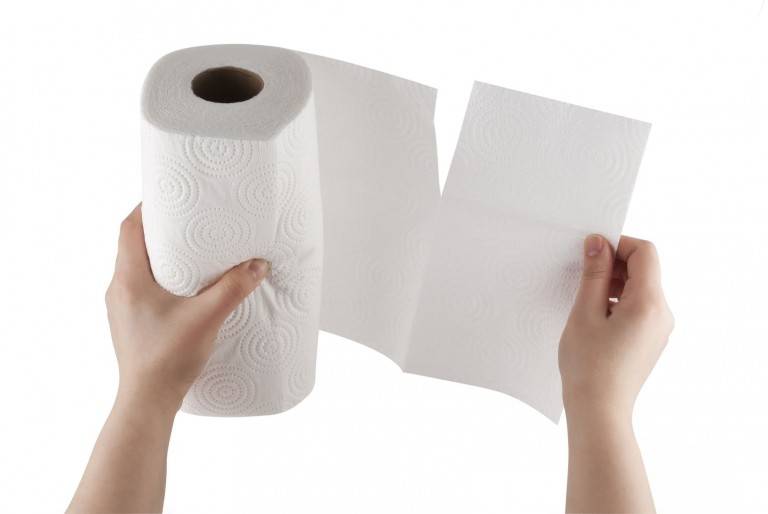 5 вещей, которые нельзя протирать бумажными полотенцами