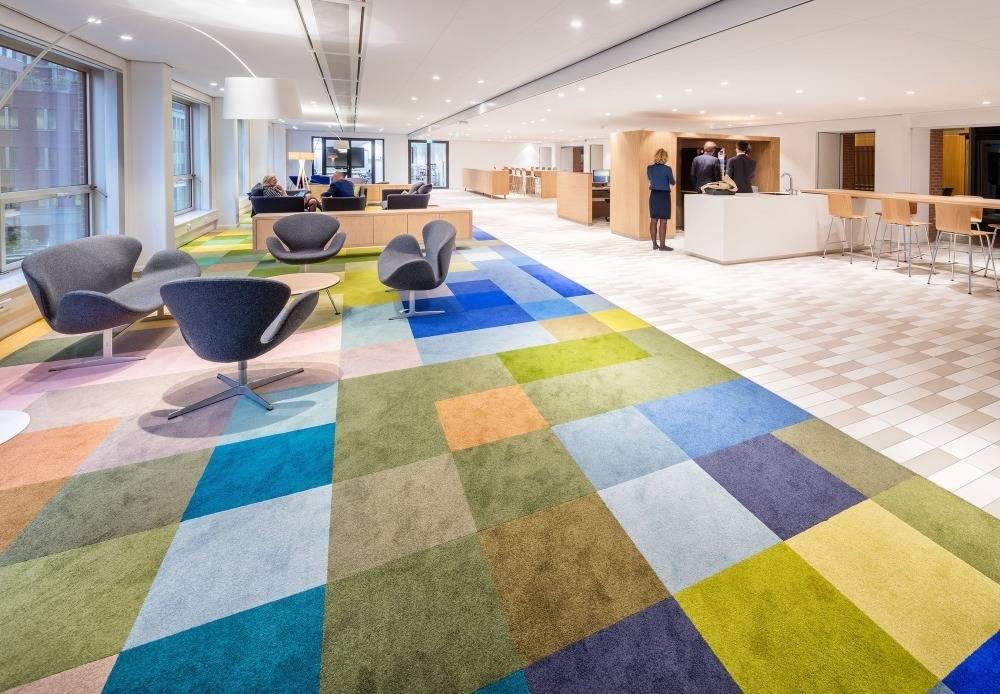 Чем хороша ковровая плитка и как правильно производится ее укладка