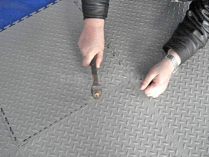 Резиновый пол для гаража: как сделать своими руками