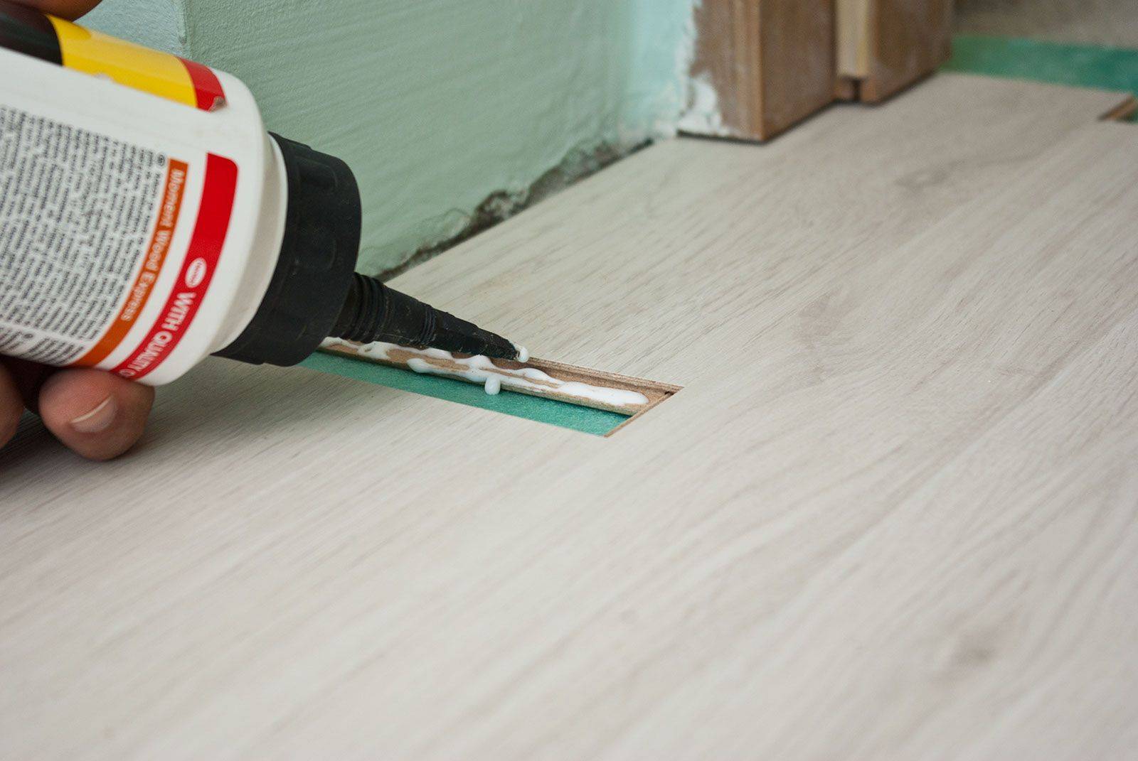 Почему деформировался ламинат который уложили два года назад?