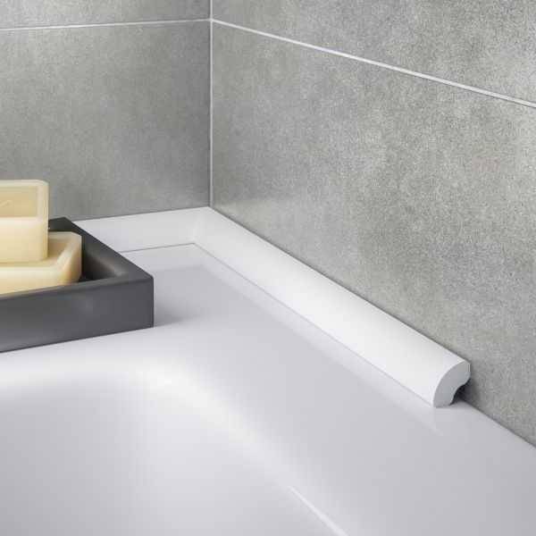 Плинтус для ванной: пластиковый, керамический, самоклеющийся