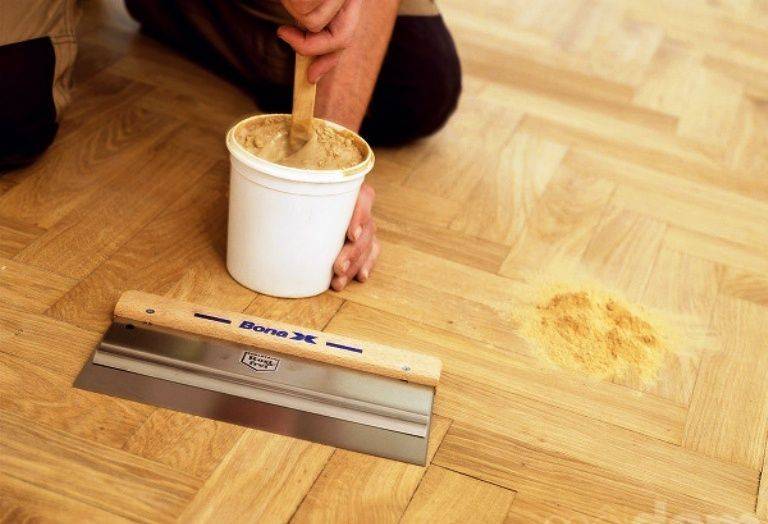 Как заделать щели в полу между досками - ремонт и дизайн