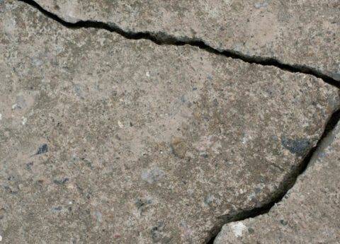 Ремонт бетонного пола — виды повреждений и их устранение