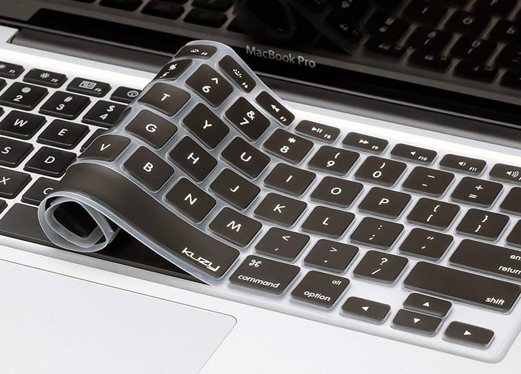 5 быстрых способов почистить клавиатуру от крошек и пыли