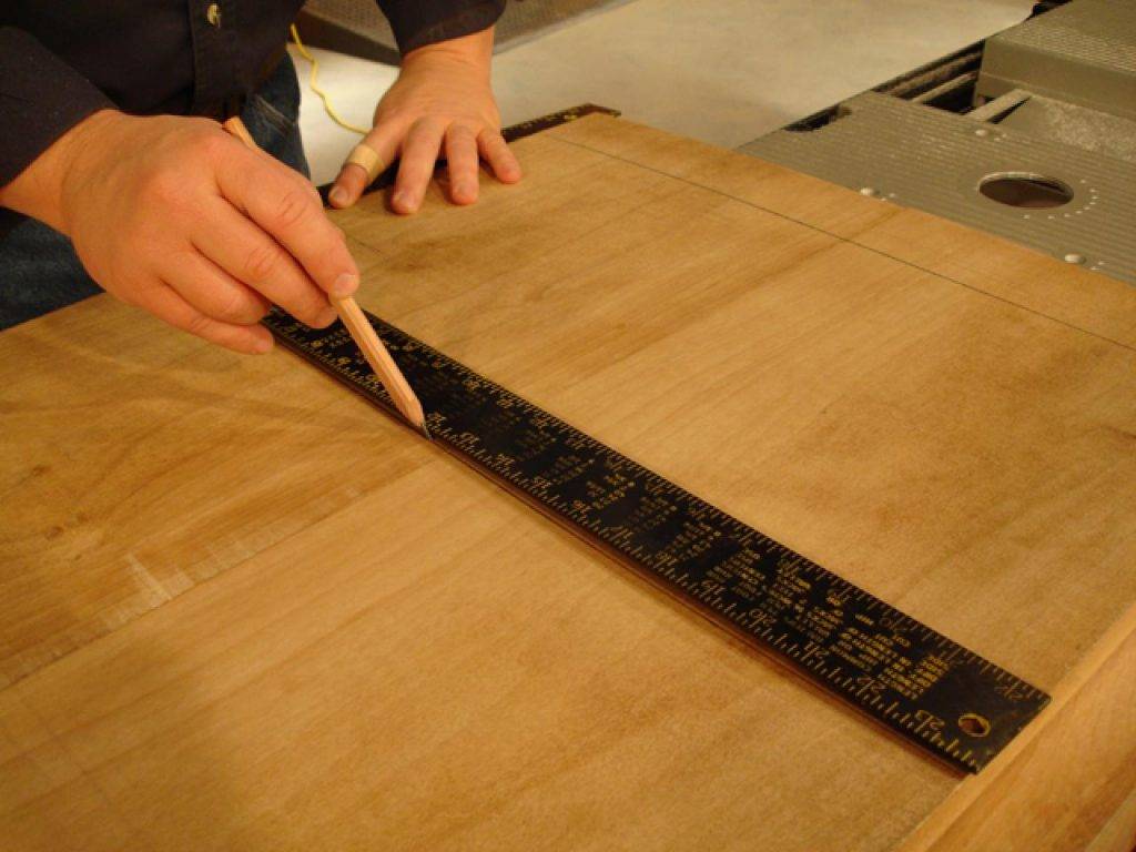 Укладка фанеры на деревянный пол