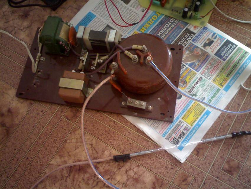 Как сделать лазерный уровень своими руками из лазерной указки и строительного уровня