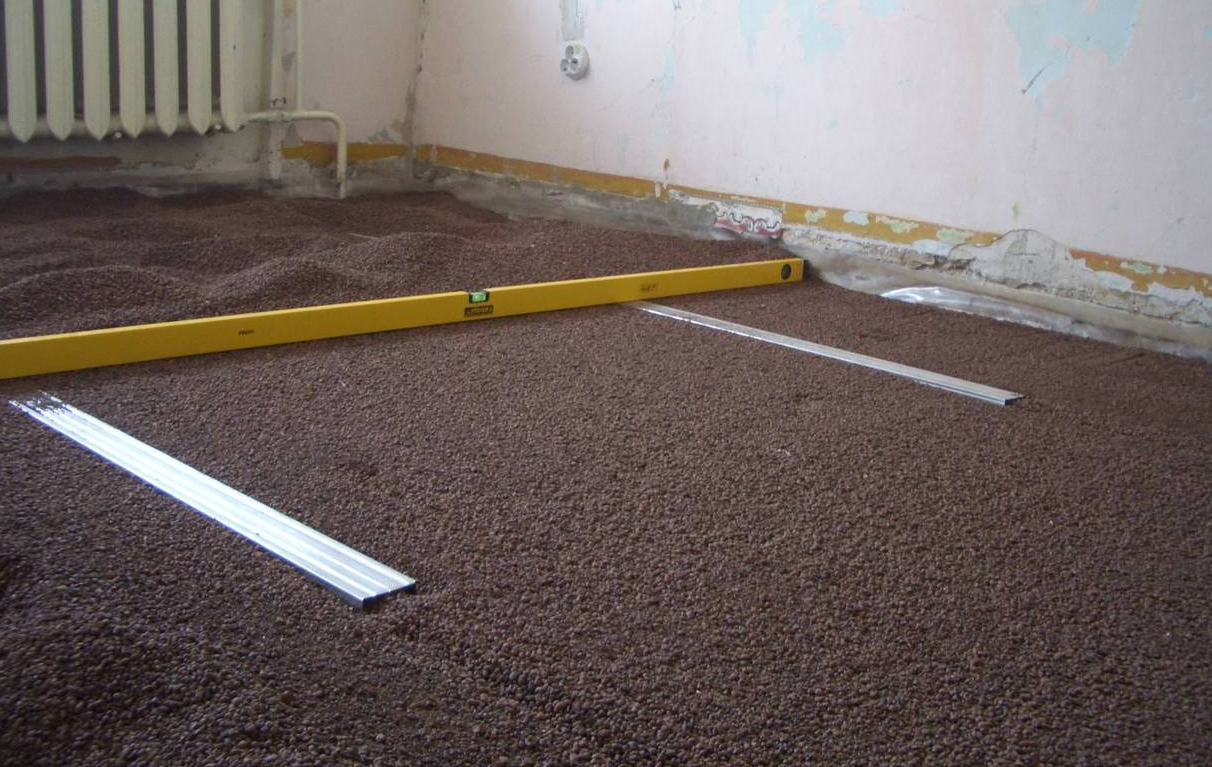 Цементно-песчаная стяжка: виды, пошаговая инструкция по заливке