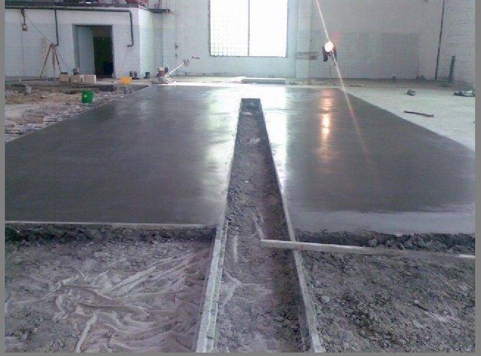 Упрочнитель для бетонного пола — разновидности и инструкции по нанесению материала