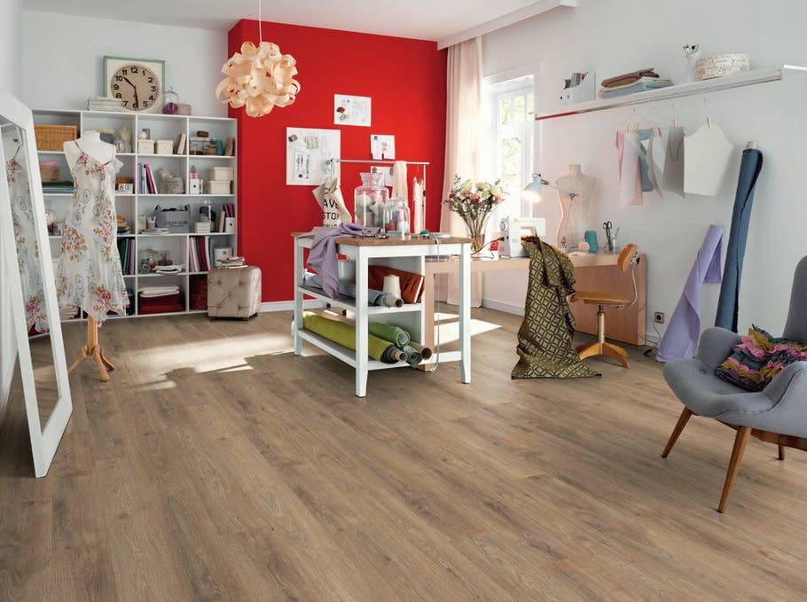 Выравнивание деревянного пола под ламинат: сравнение 3-х различных способов