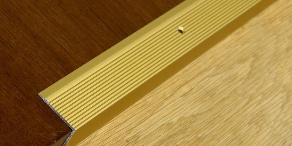 Пороги для ламината между комнатами