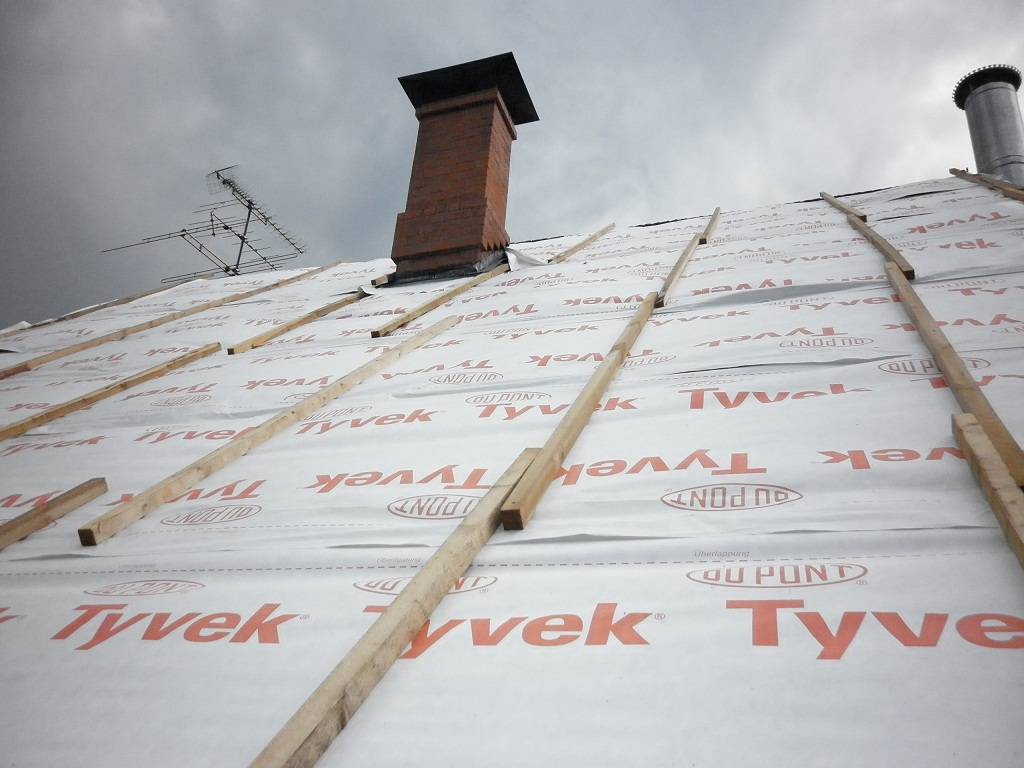 Дешевая и дорогая пароизоляция: в чем разница