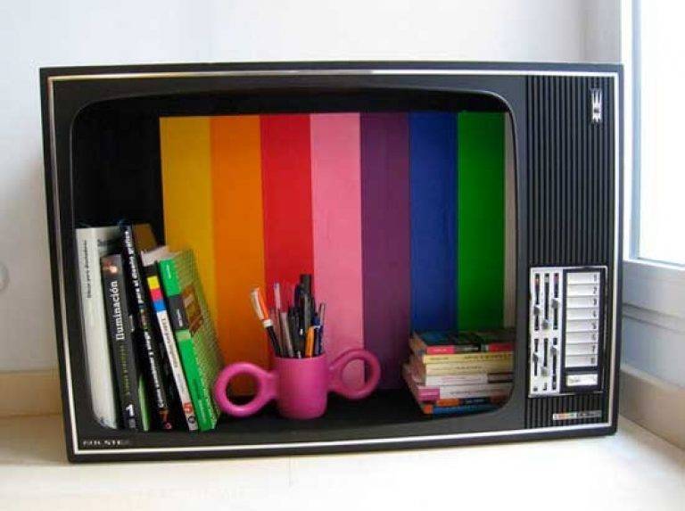 Что можно сделать из старого телевизора. идеи и описание