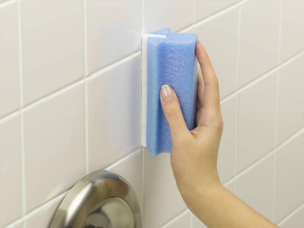 Керамическая плитка: чем отмыть кафель в ванной, процедура чистки кафельных поверхностей