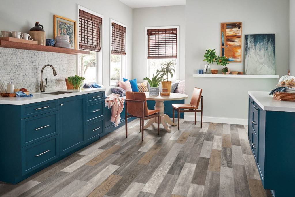 Что лучше положить на пол в кухне