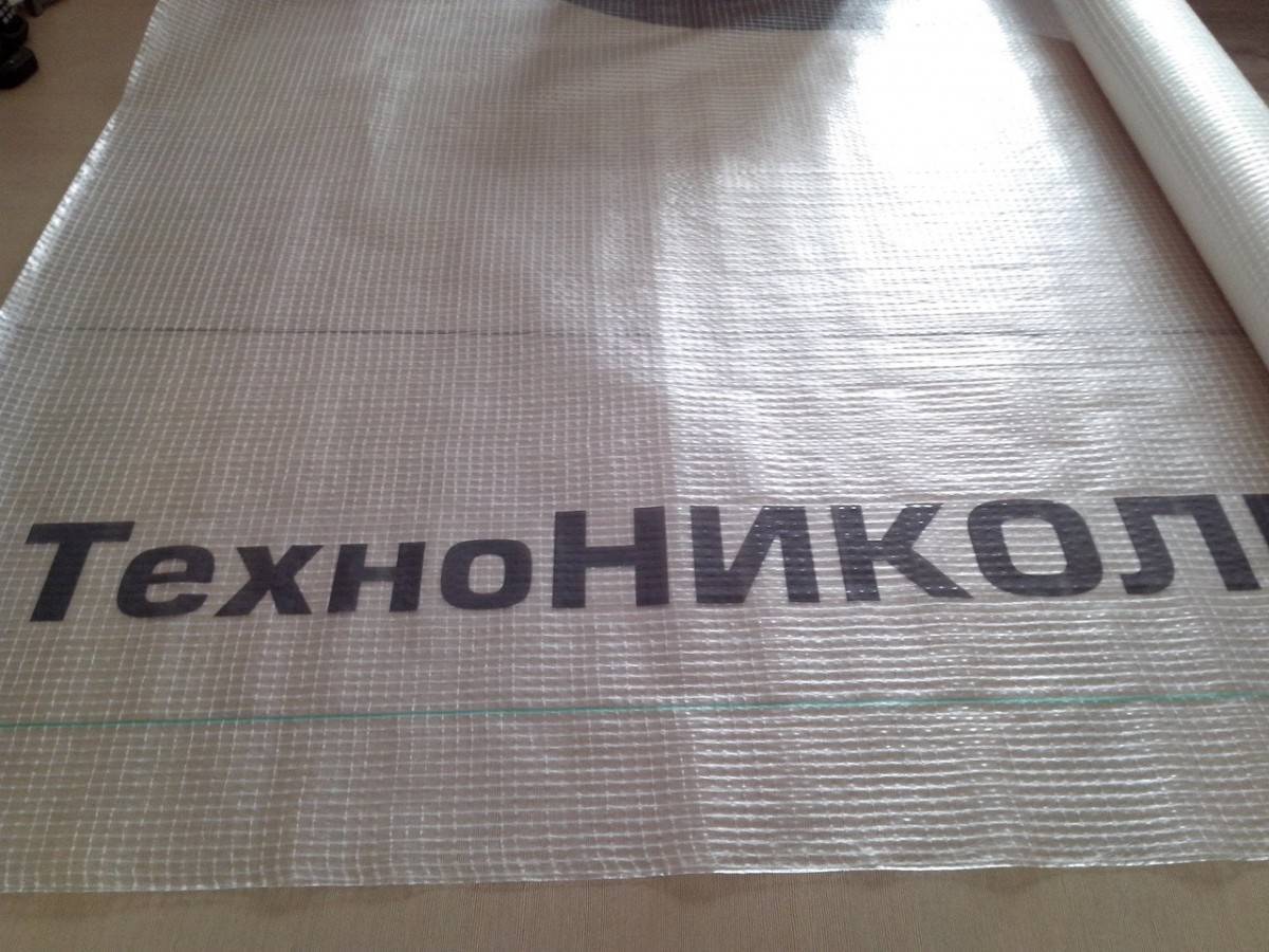 Какую пароизоляцию выбрать для пола