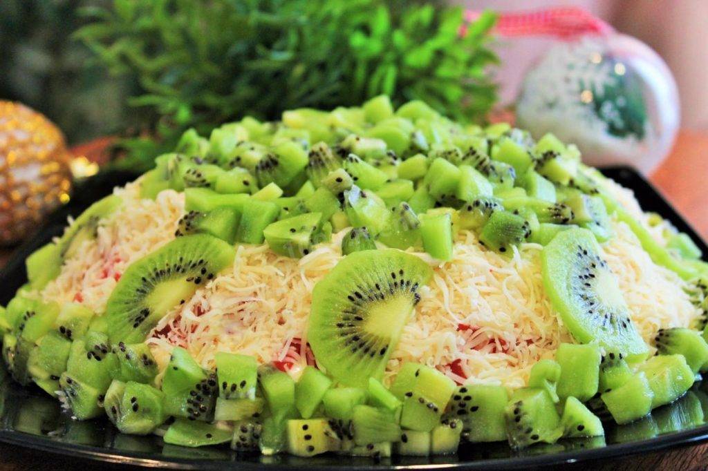 Вкусные и простые салаты на рождество 2020: рецепты пошагово