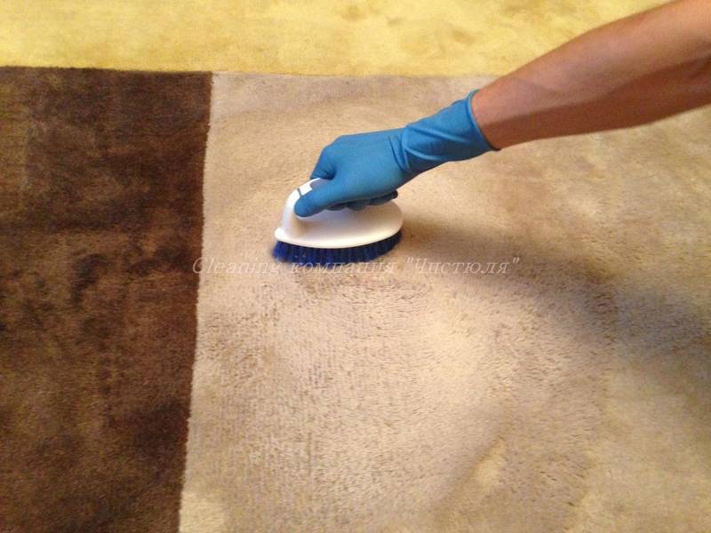 Как почистить ковролин и вывести сложные пятна в домашних условиях доступными средствами