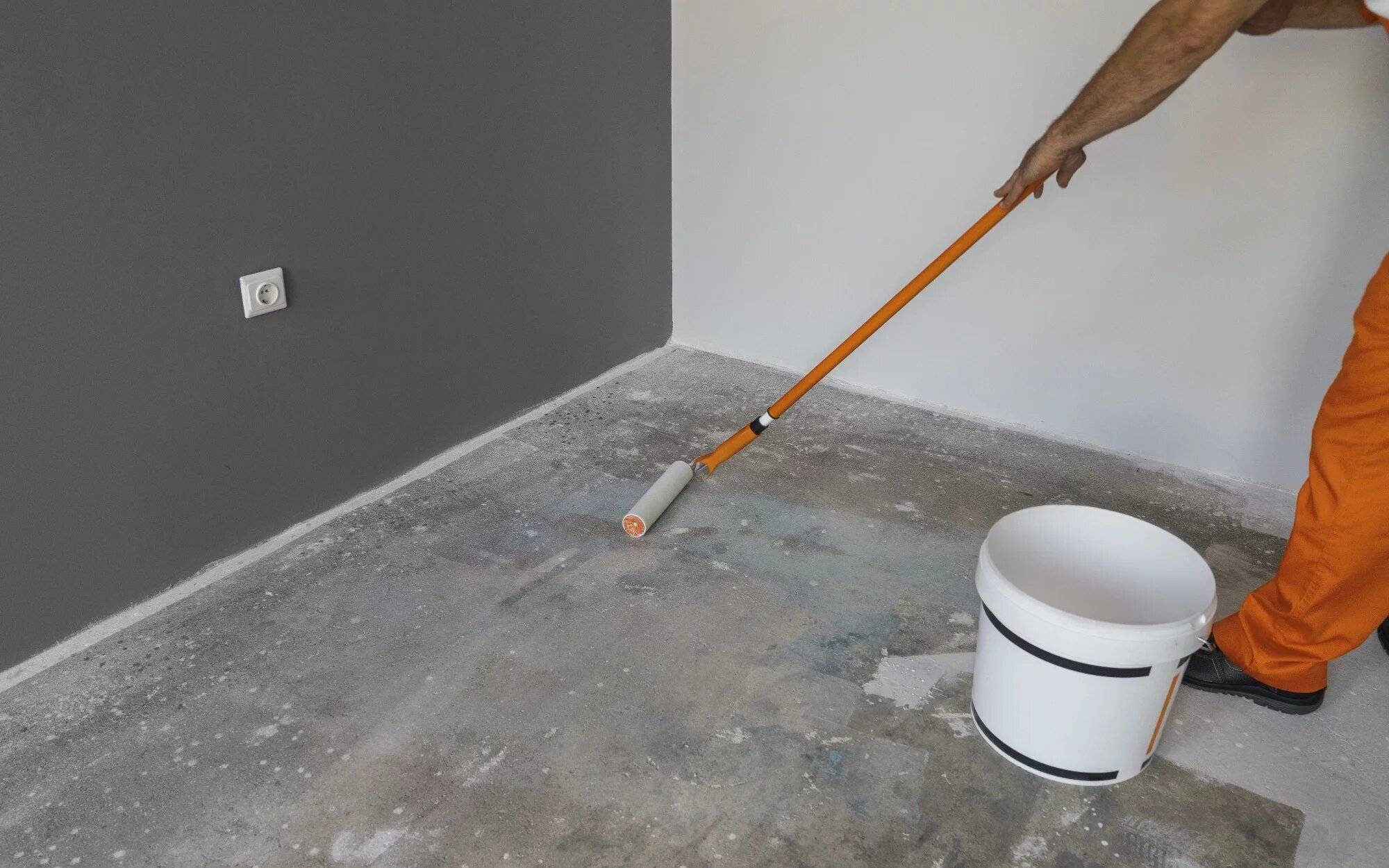 Допустимо ли обустраивать наливной пол прямо по грунту?