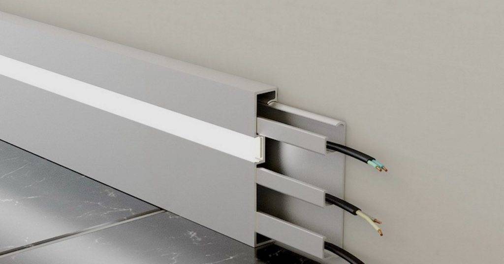 Плинтус с подсветкой - требования, изготовление своими руками