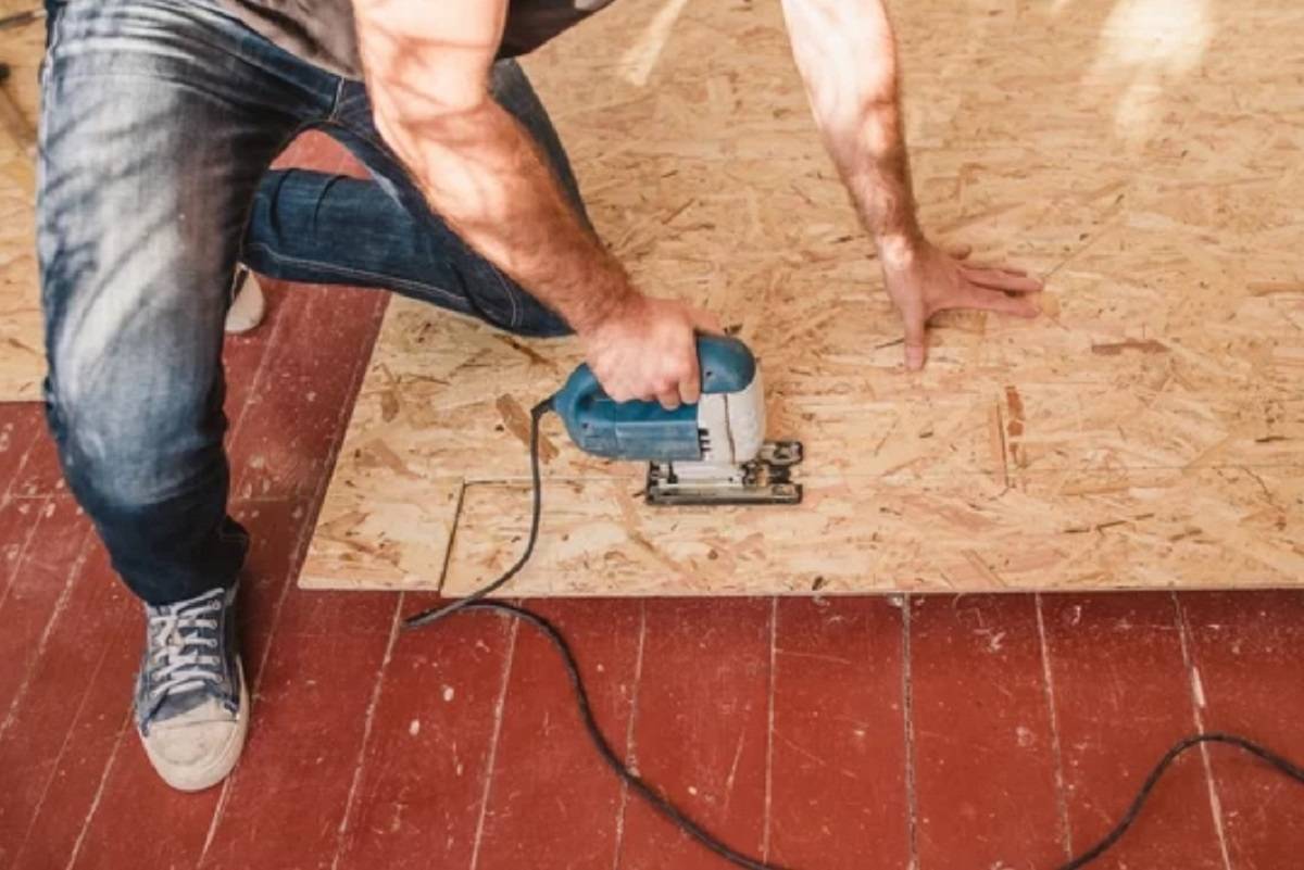 Как выровнять пол в ванной